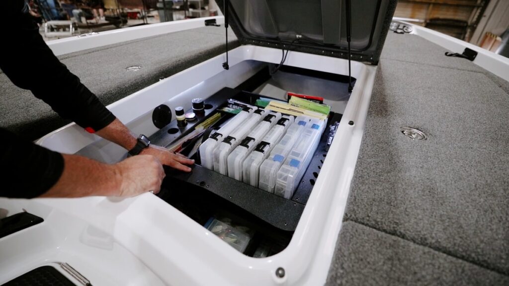 customizable upper sliding organizer